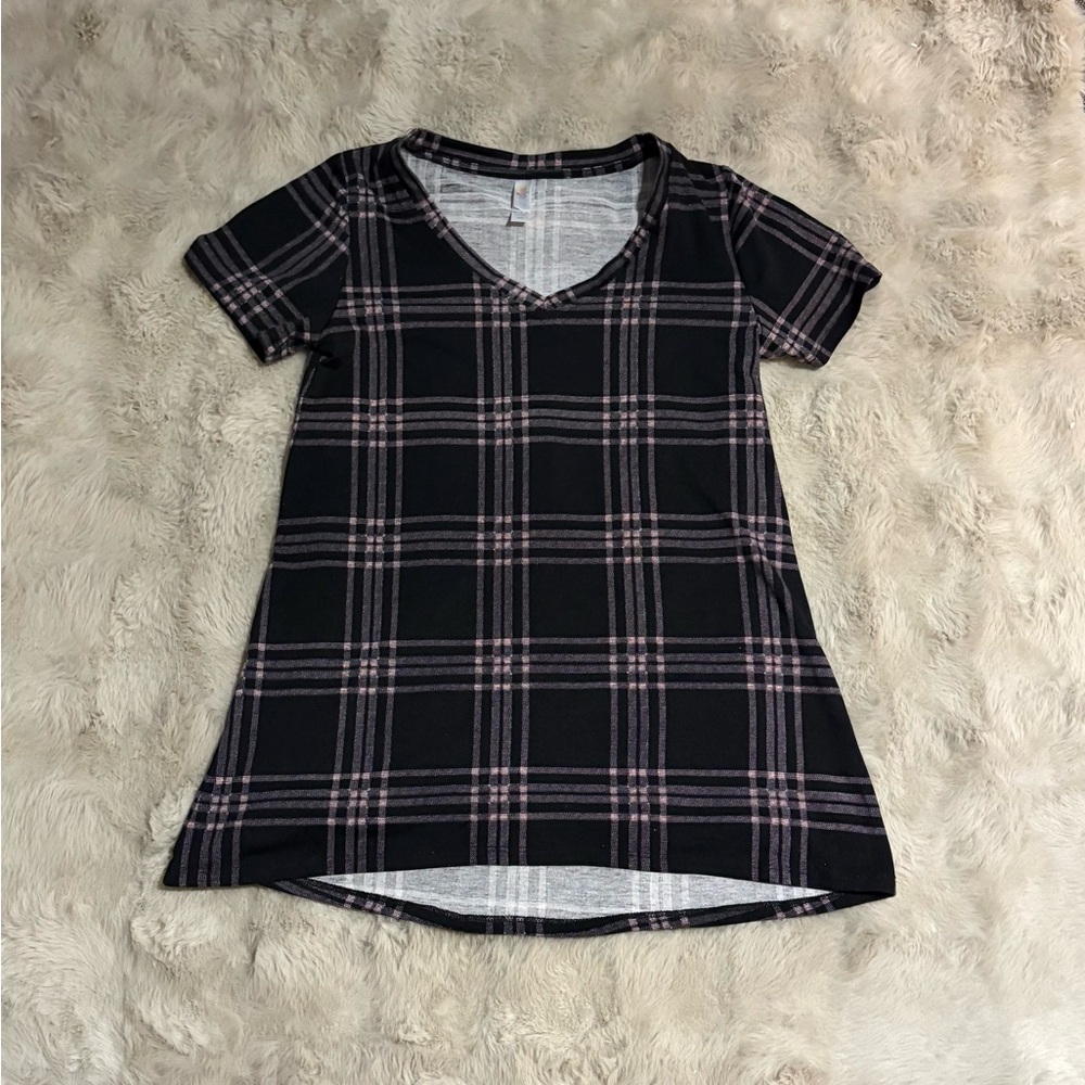 Lularoe Black Plaid V-Neck Short Sleeve Top with Pink Accents